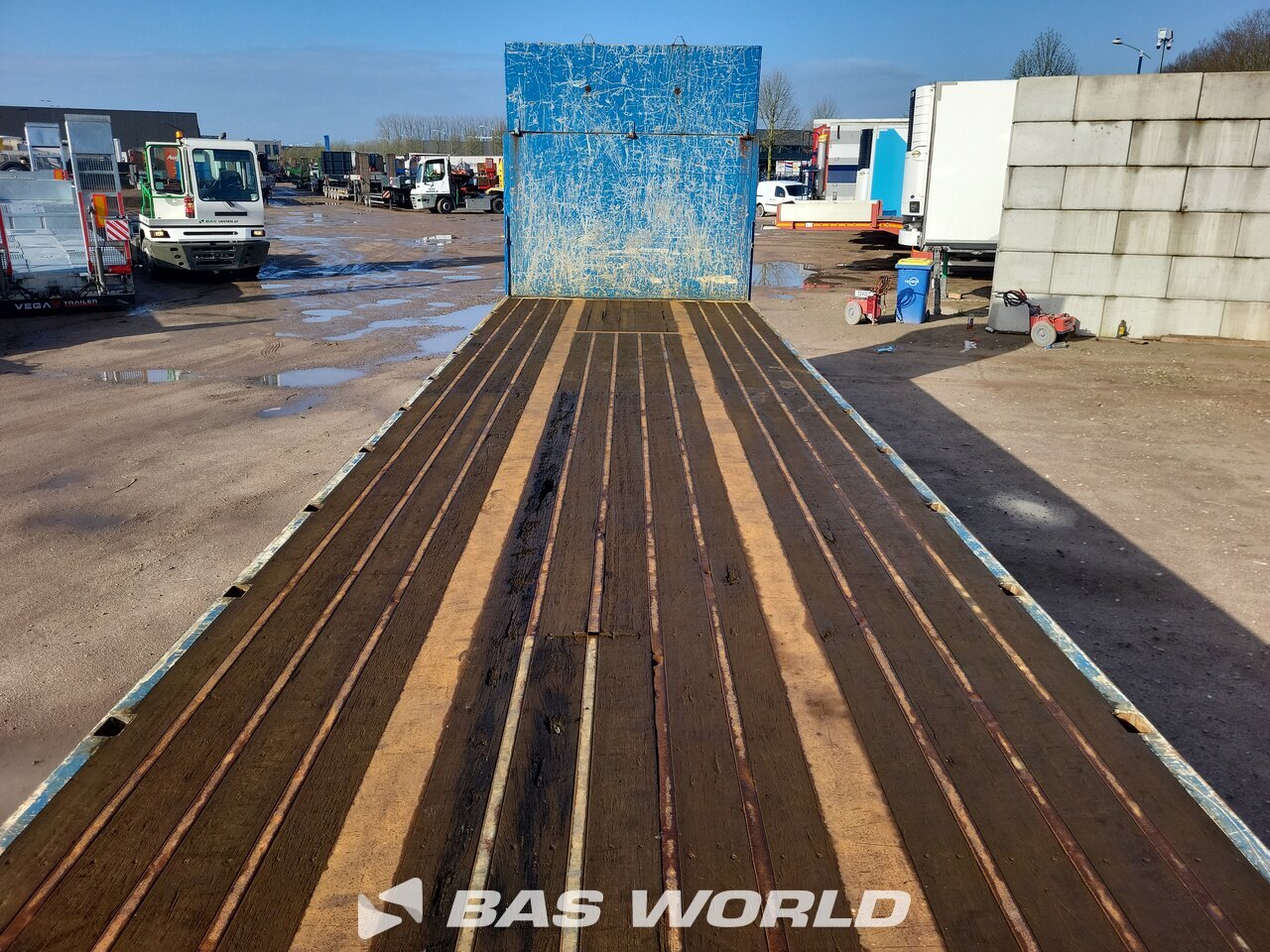 Other : Fruehauf Flatbed trailer