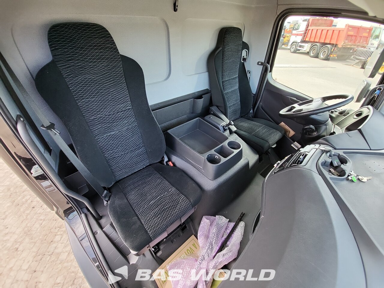 Other : Mercedes Atego 1218 Carrosseries fourgons