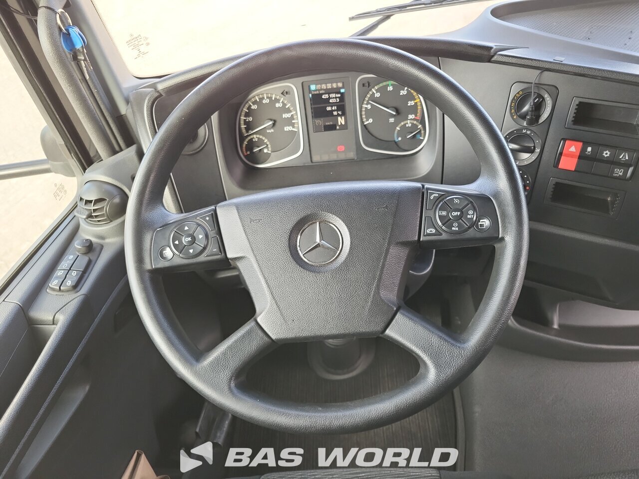 Other : Mercedes Atego 1218 Carrosseries fourgons