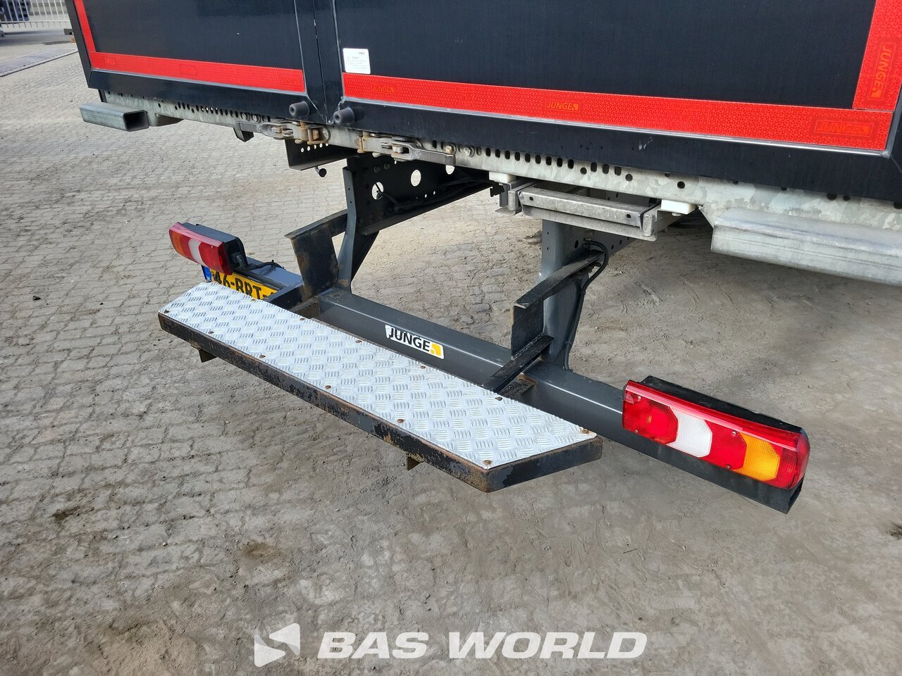 Other : Mercedes Atego 1218 Carrosseries fourgons