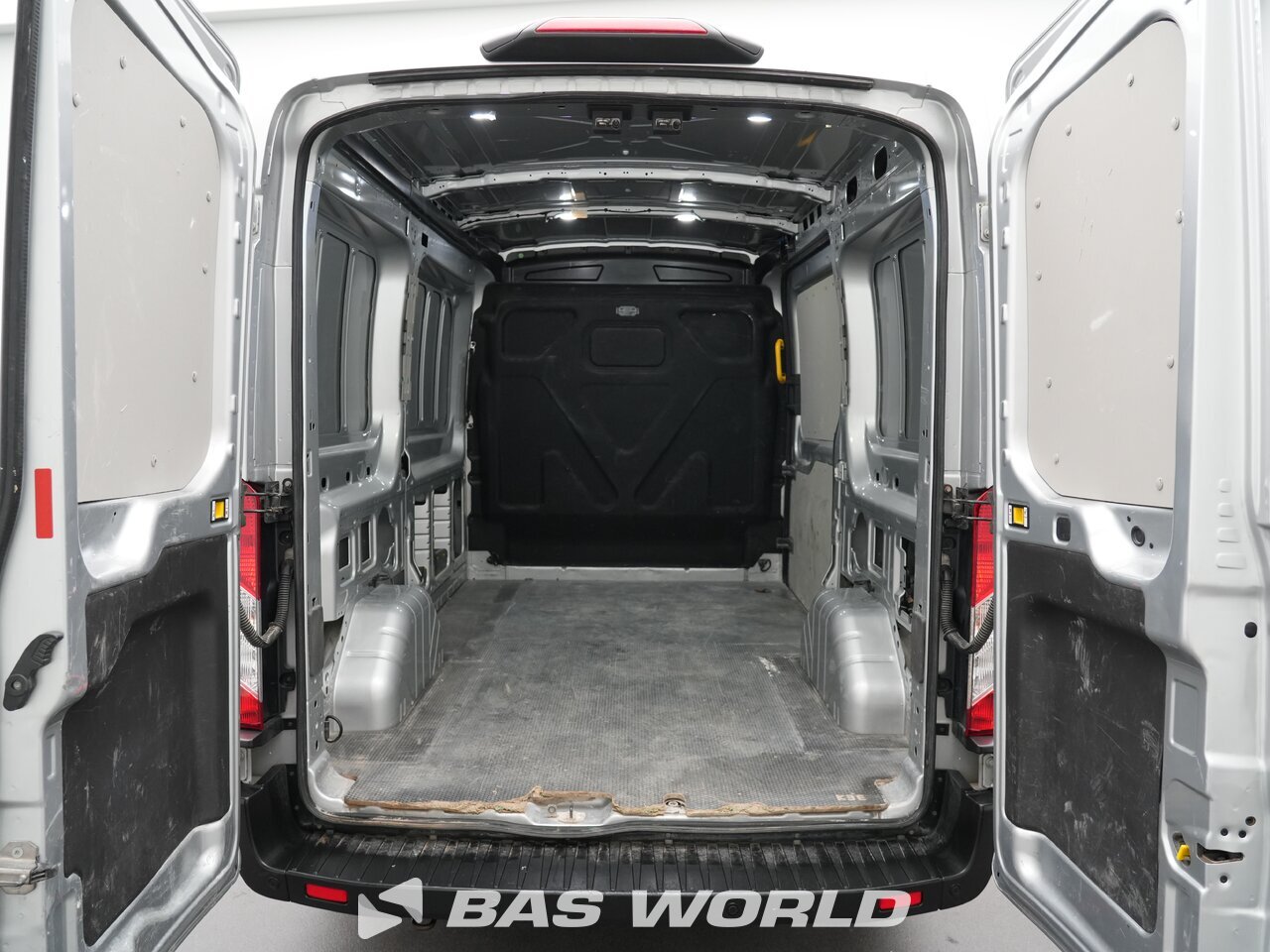 Other : Ford Transit 110pk Furgão