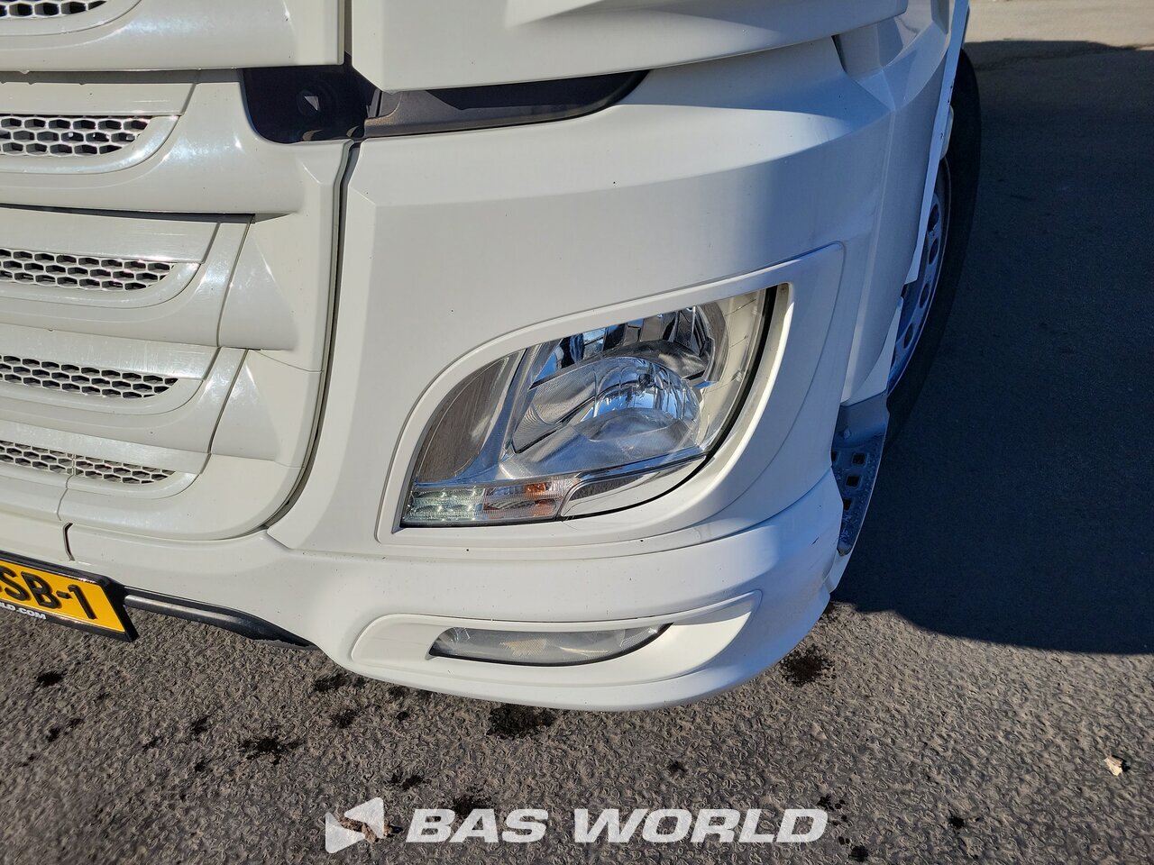 Other : DAF XF 530 Cabeza tractora