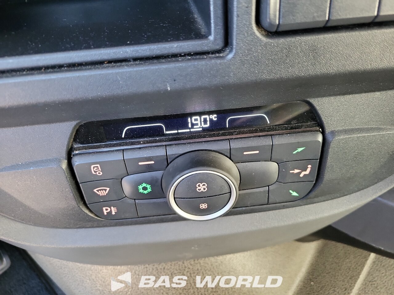 Other : DAF XF 530 Cabeza tractora