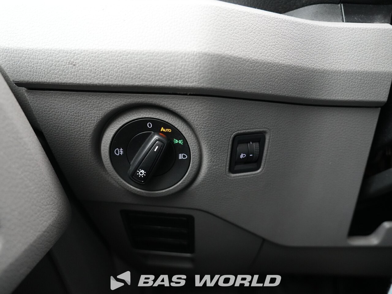 Other : Volkswagen Crafter 140pk Kastenwagen
