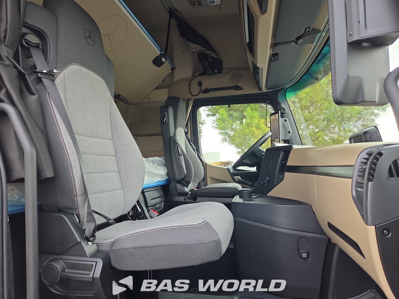 Other : Mercedes Actros 1853 Tractor