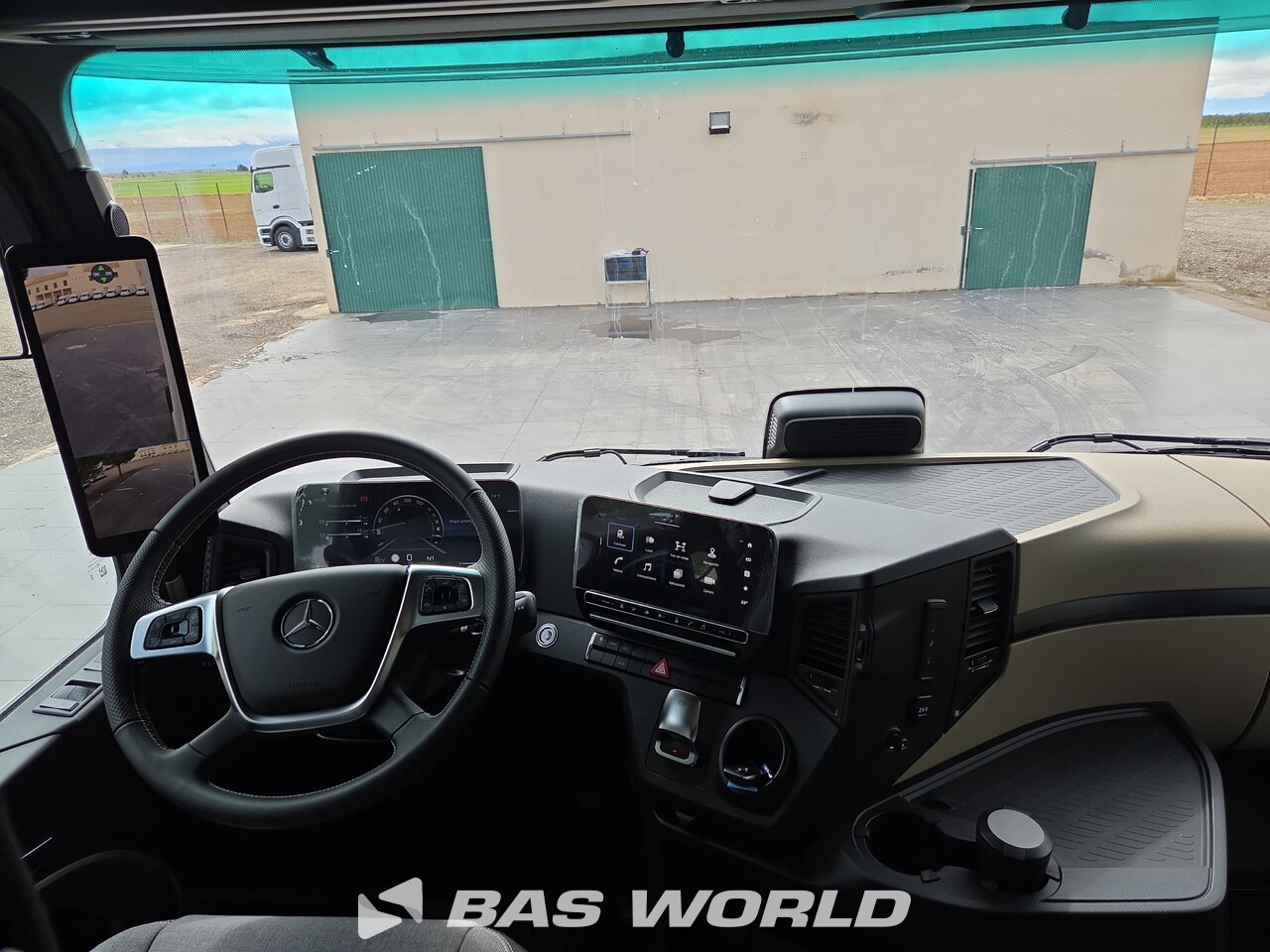 Other : Mercedes Actros 1853 Tractor