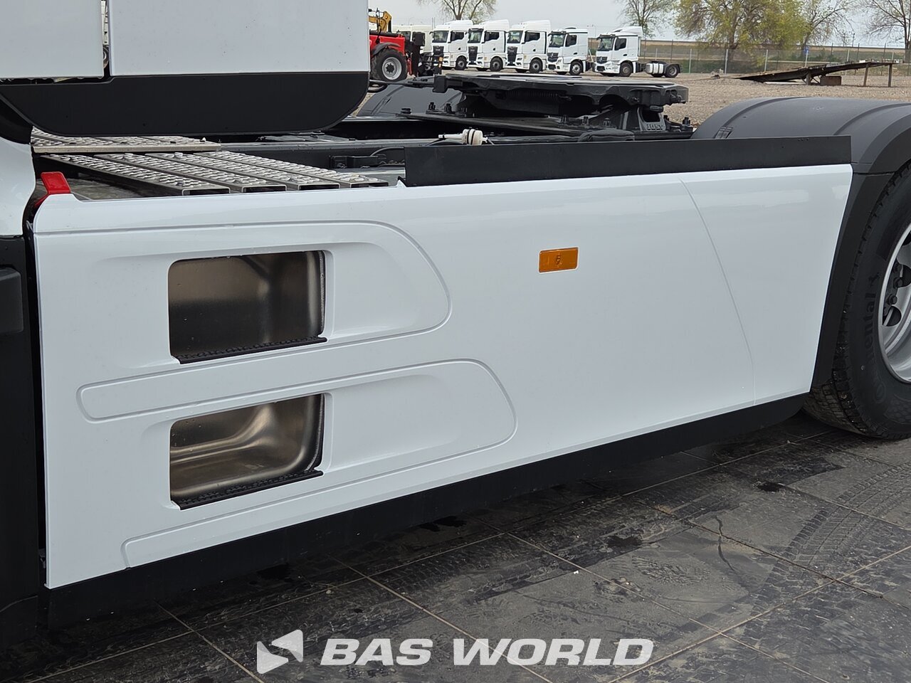 Other : Mercedes Actros 1853 Cap tractor