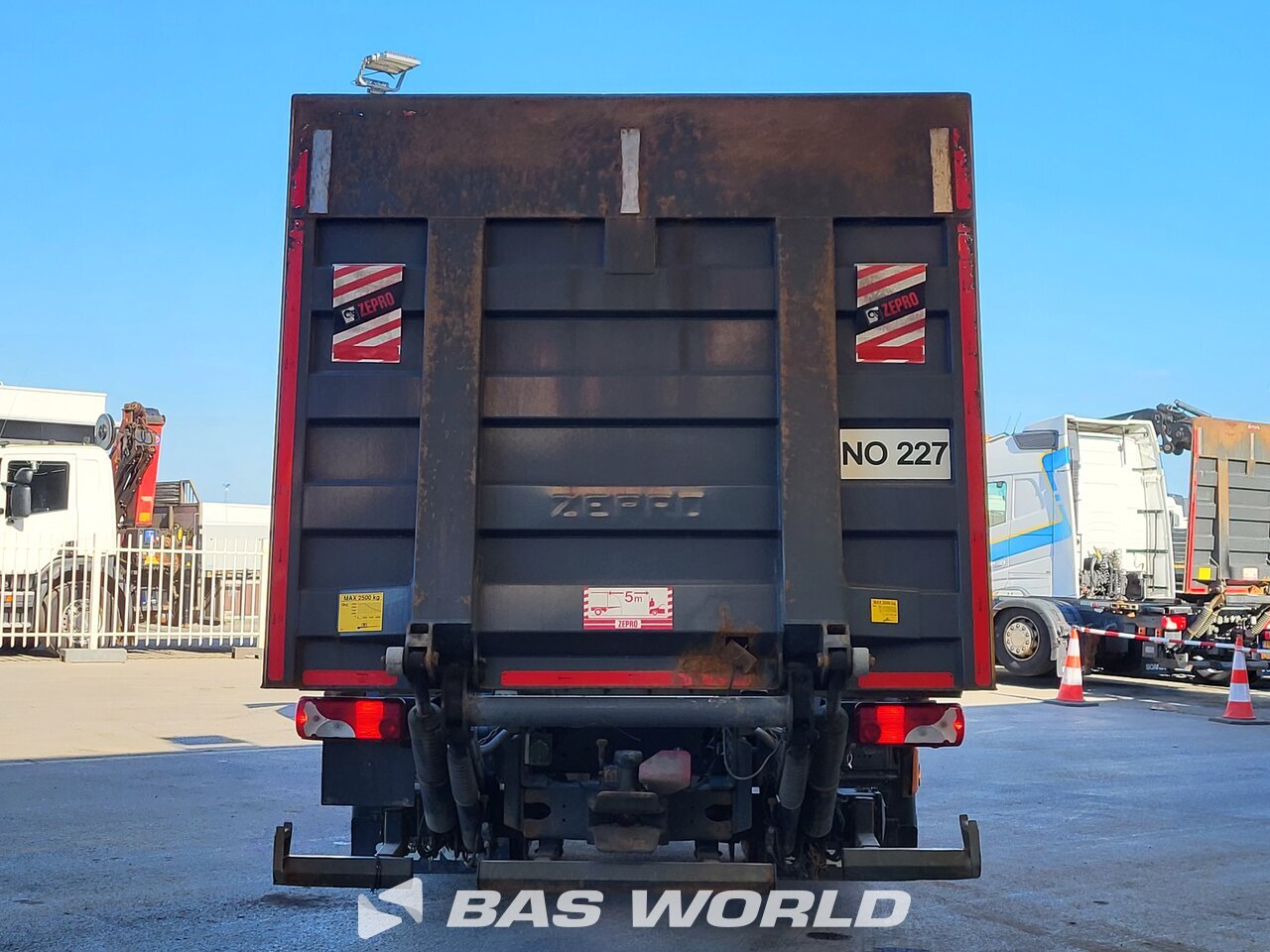 Other : Scania P500 Camiones De Caja Móvil