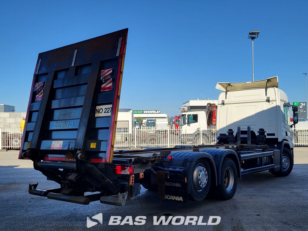 Other : Scania P500 Camiones De Caja Móvil