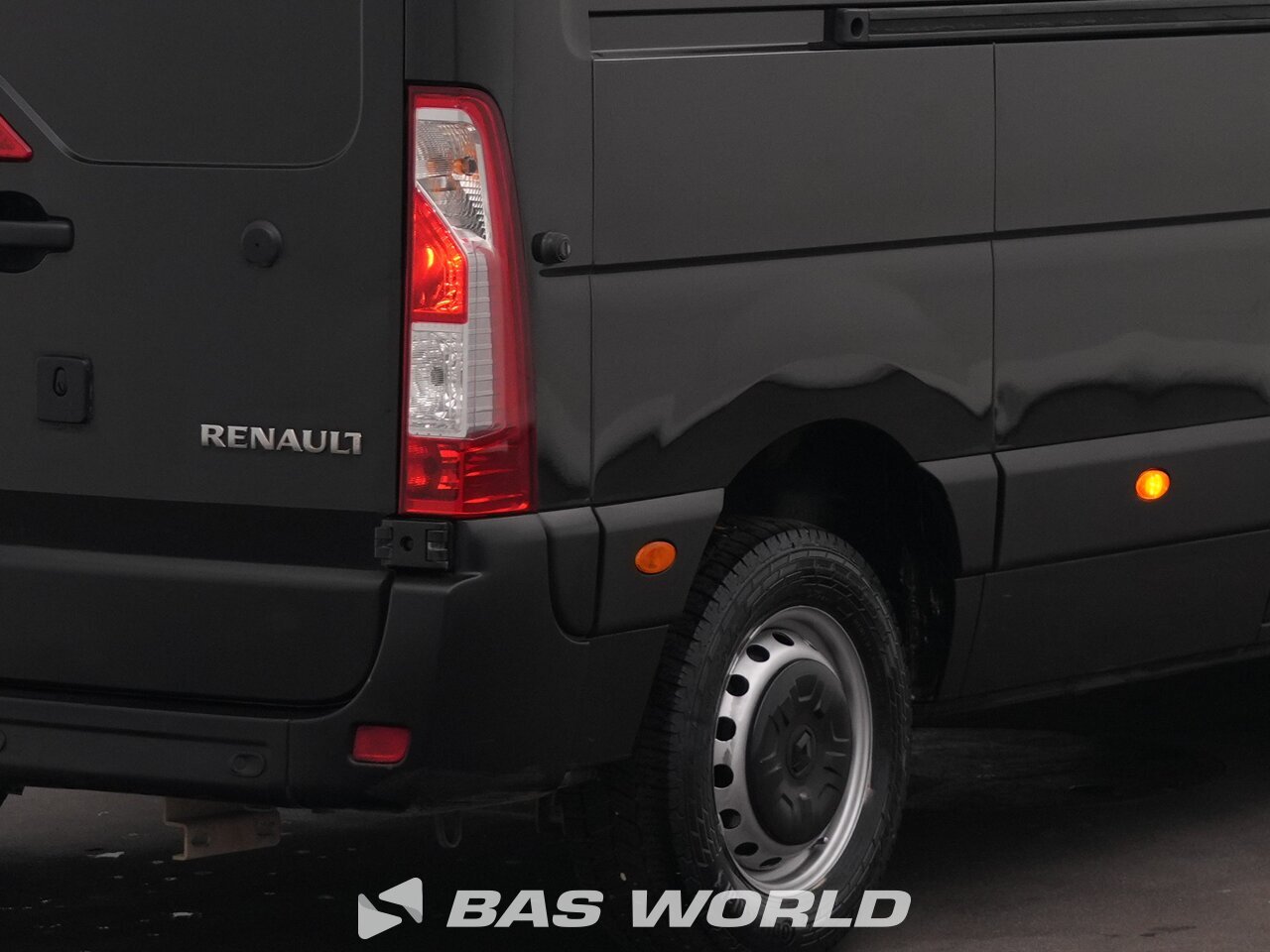 Other : Renault Master 150PK Suljettu pakettiauto