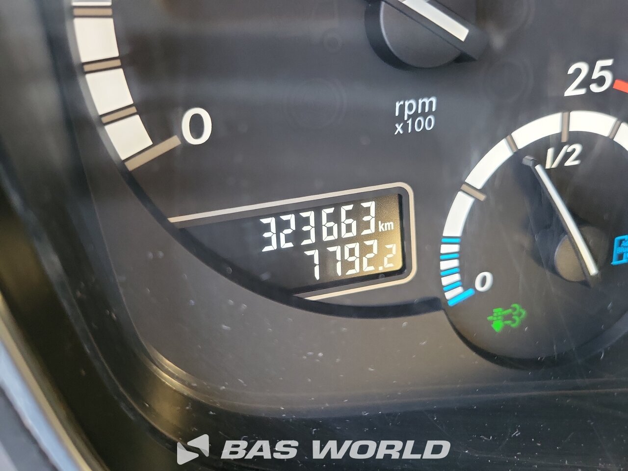 Other : Mercedes Actros 2546 شاحنة ذات خطاف