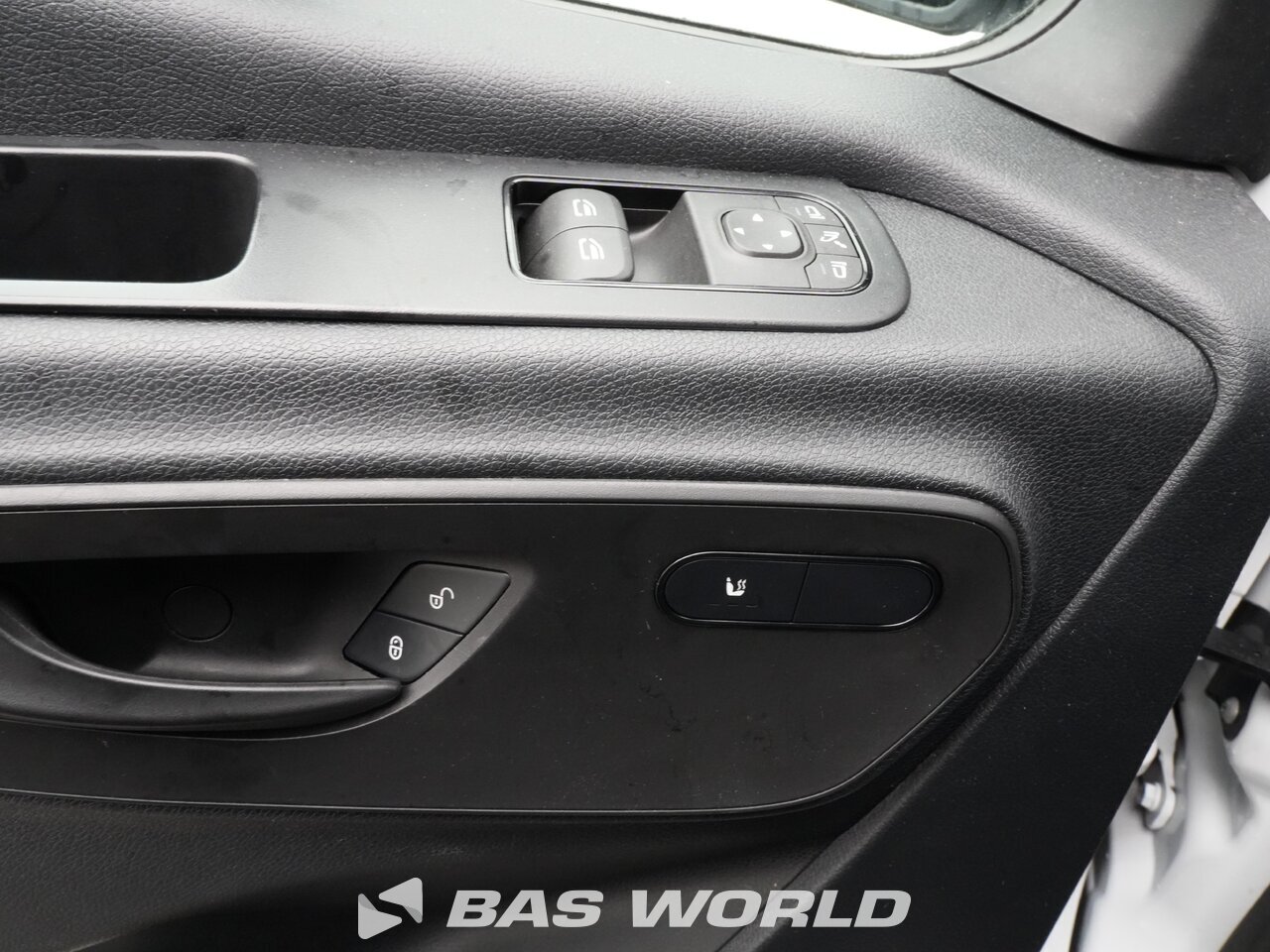 Other : Mercedes Sprinter 317 CDI شاحنة خفيفة بصندوق مغلق