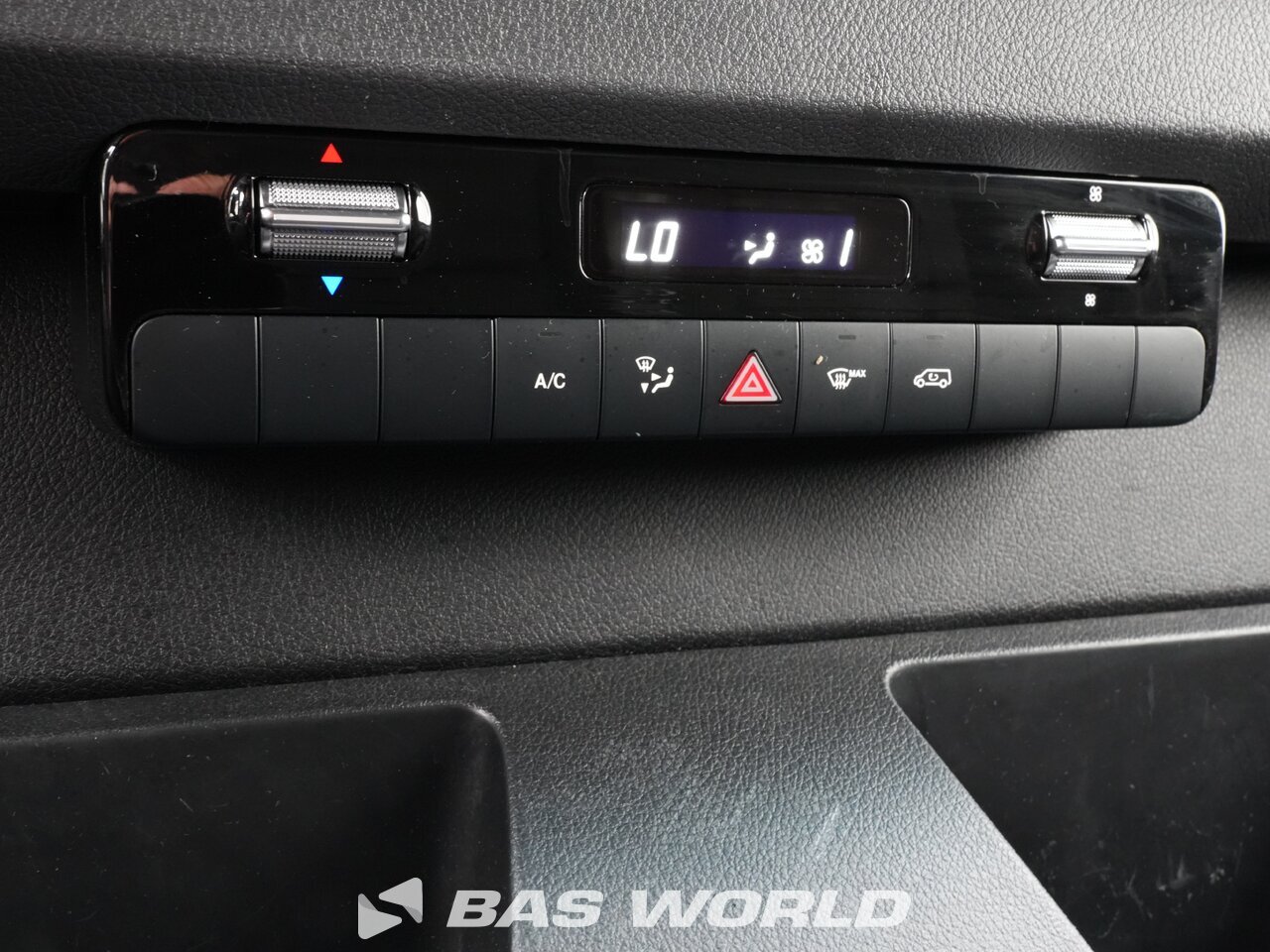 Other : Mercedes Sprinter 317 CDI شاحنة خفيفة بصندوق مغلق