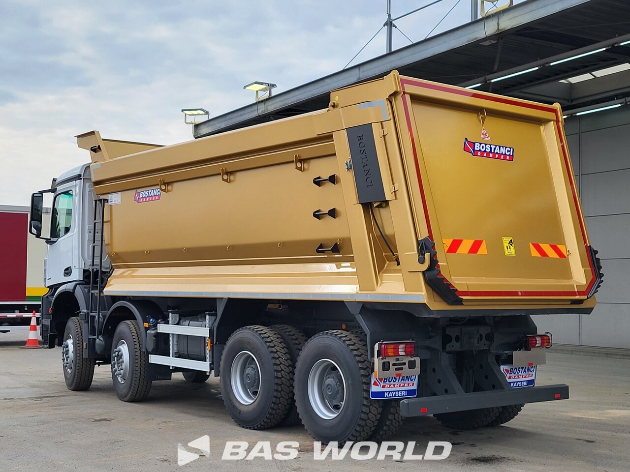 Other : Mercedes Arocs 4851 Самосвал