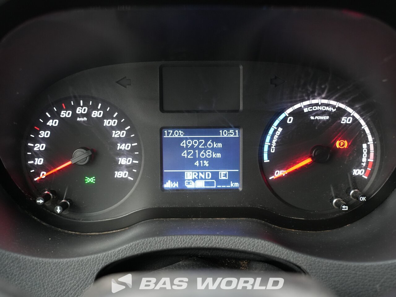 Other : Mercedes eSprinter 312 شاحنة خفيفة بصندوق مغلق