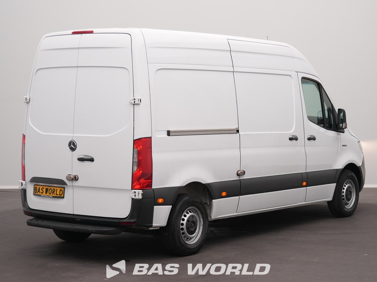 Other : Mercedes eSprinter 312 شاحنة خفيفة بصندوق مغلق