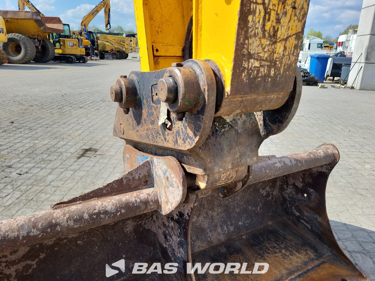 Other : JCB JS131 LC Crawler excavators