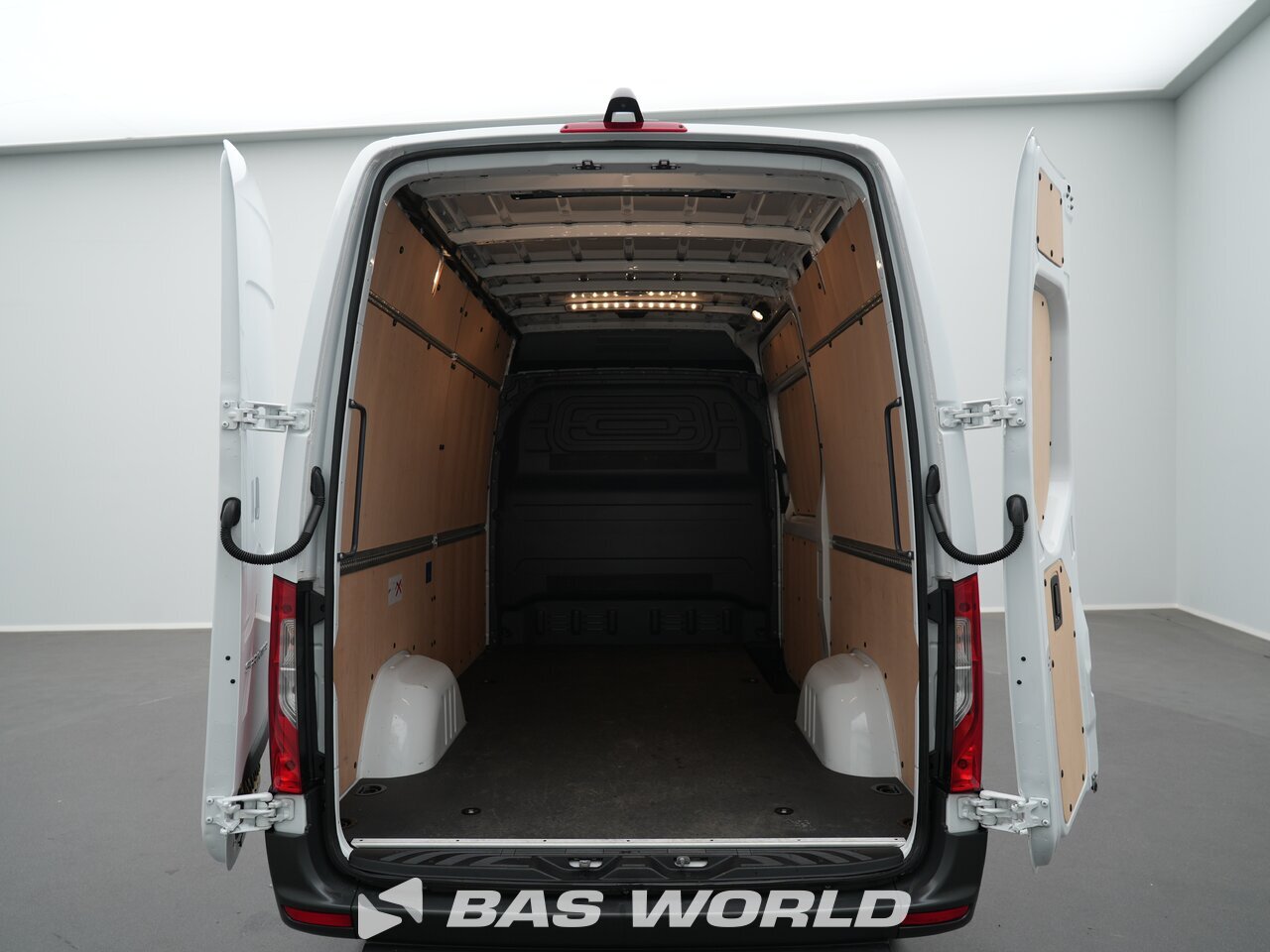 Other : Mercedes Sprinter 317 CDI Suljettu pakettiauto