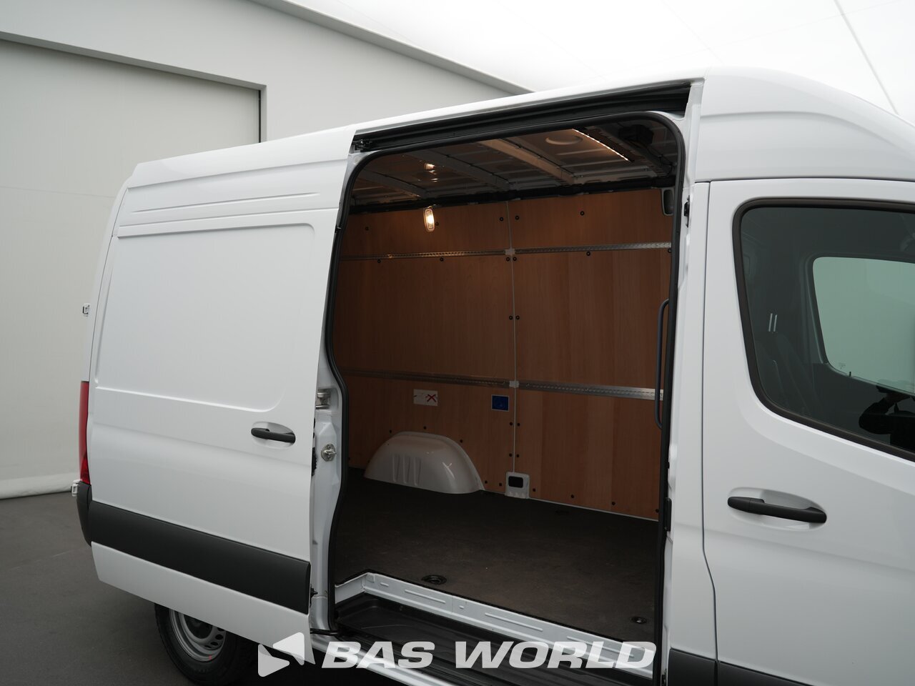 Other : Mercedes Sprinter 317 CDI Suljettu pakettiauto