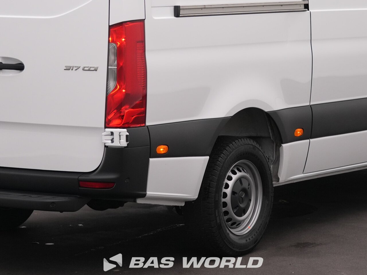 Other : Mercedes Sprinter 317 CDI Suljettu pakettiauto