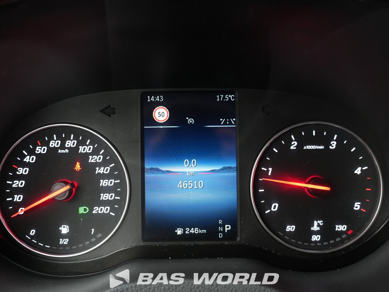 Other : Mercedes Sprinter 317 CDI Suljettu pakettiauto