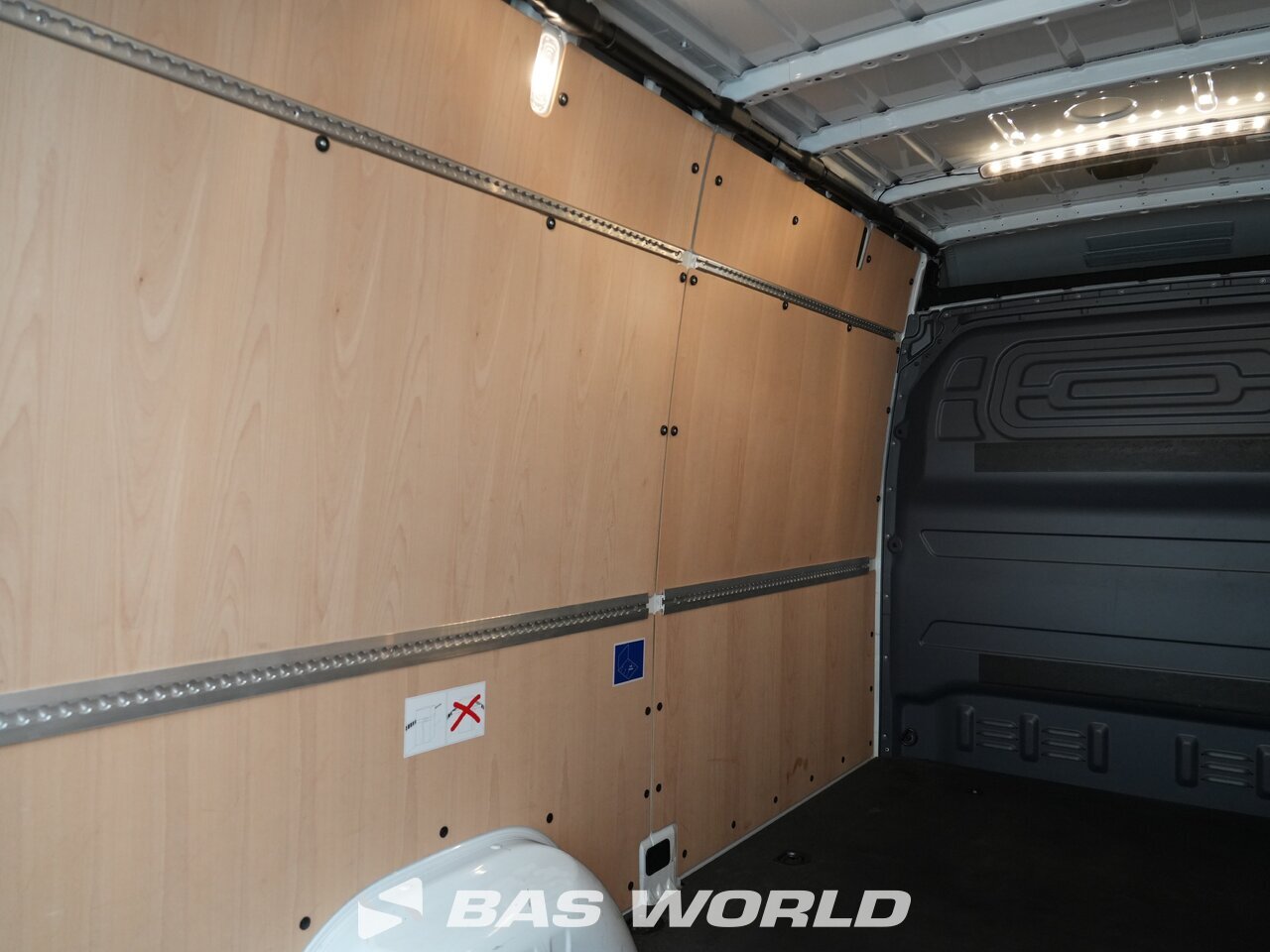 Other : Mercedes Sprinter 317 CDI Furgonetka