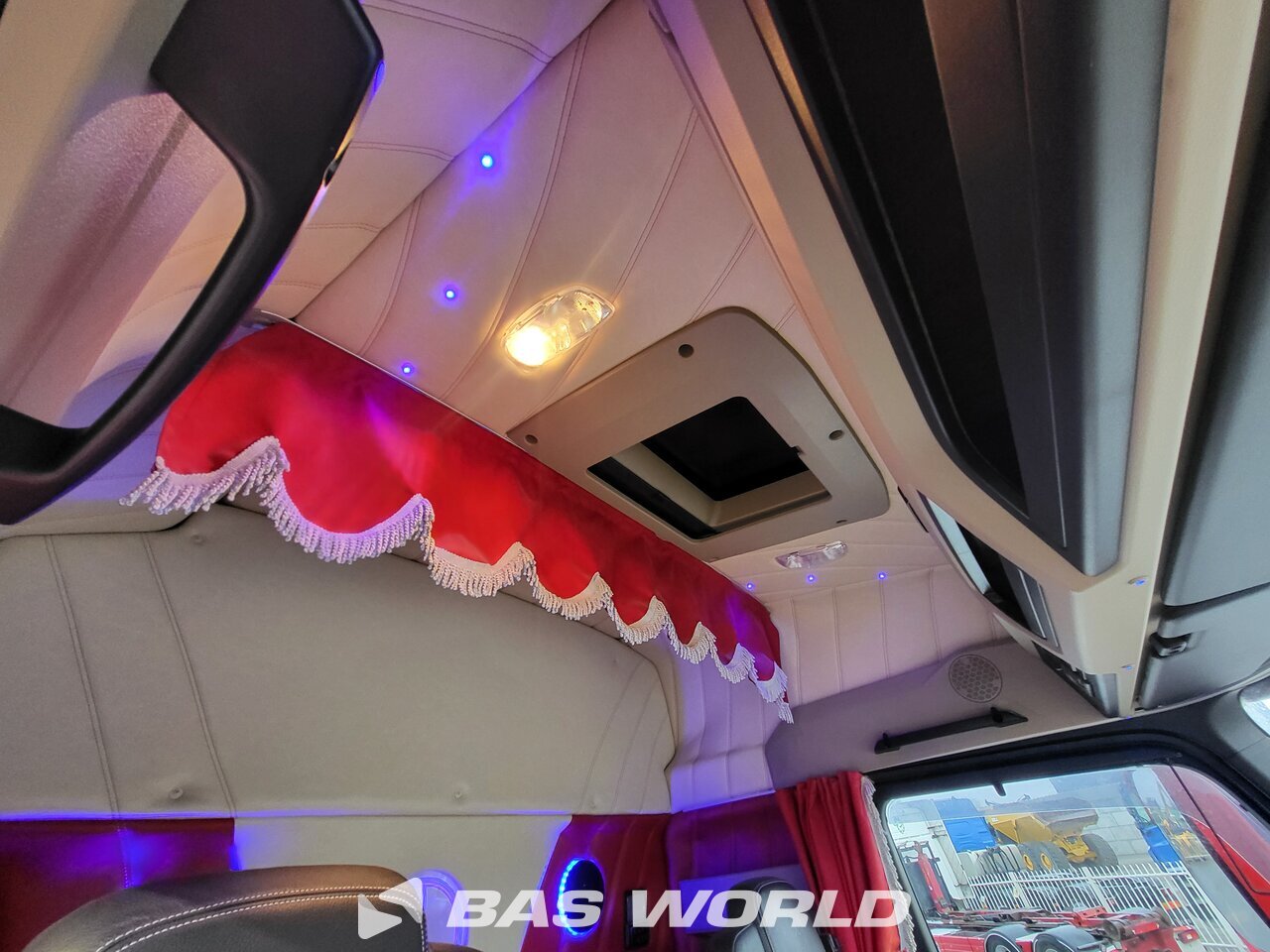 Other : Mercedes Actros 2553 الشاسيه