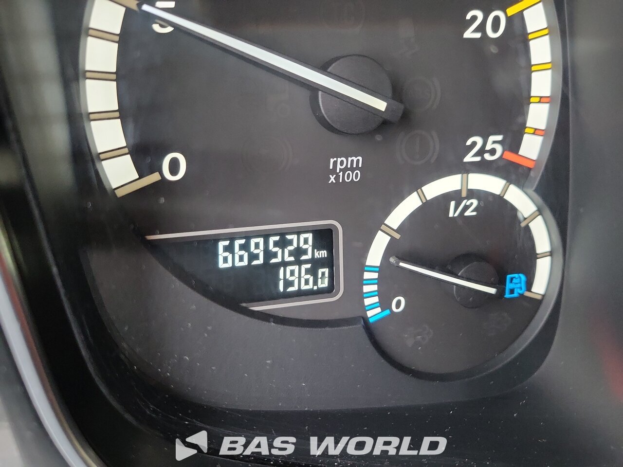 Other : Mercedes Actros 2553 الشاسيه