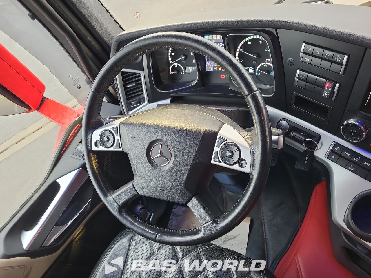 Other : Mercedes Actros 2553 الشاسيه