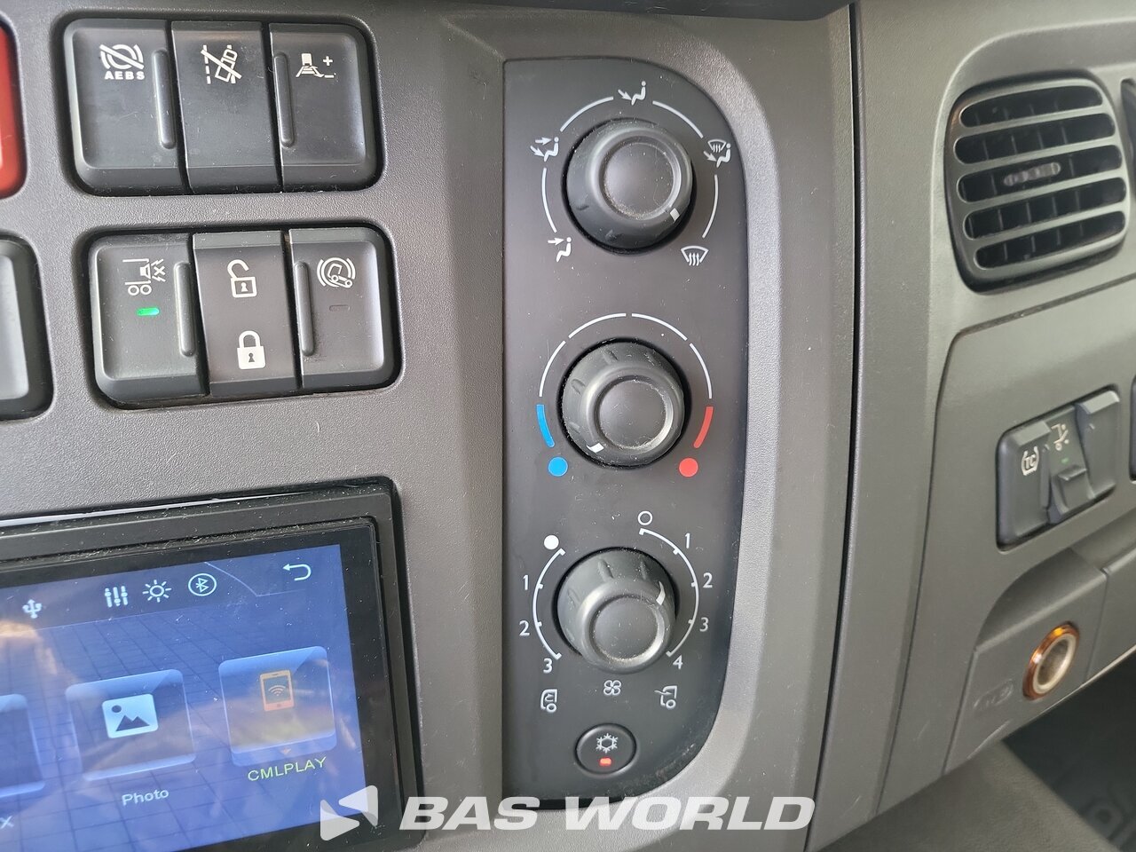 Other : DAF LF 210 Kassebil