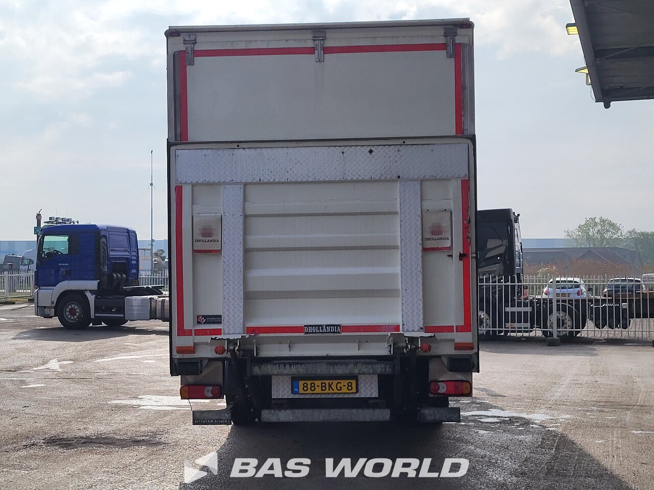 Other : DAF LF 210 Kassebil