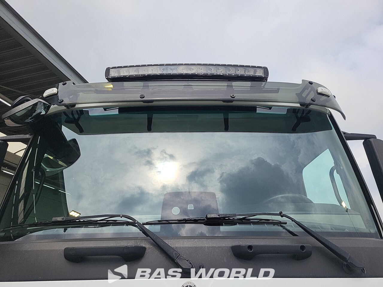 Other : Mercedes Arocs 2530 NGT грузовик с крюковым погрузчиком