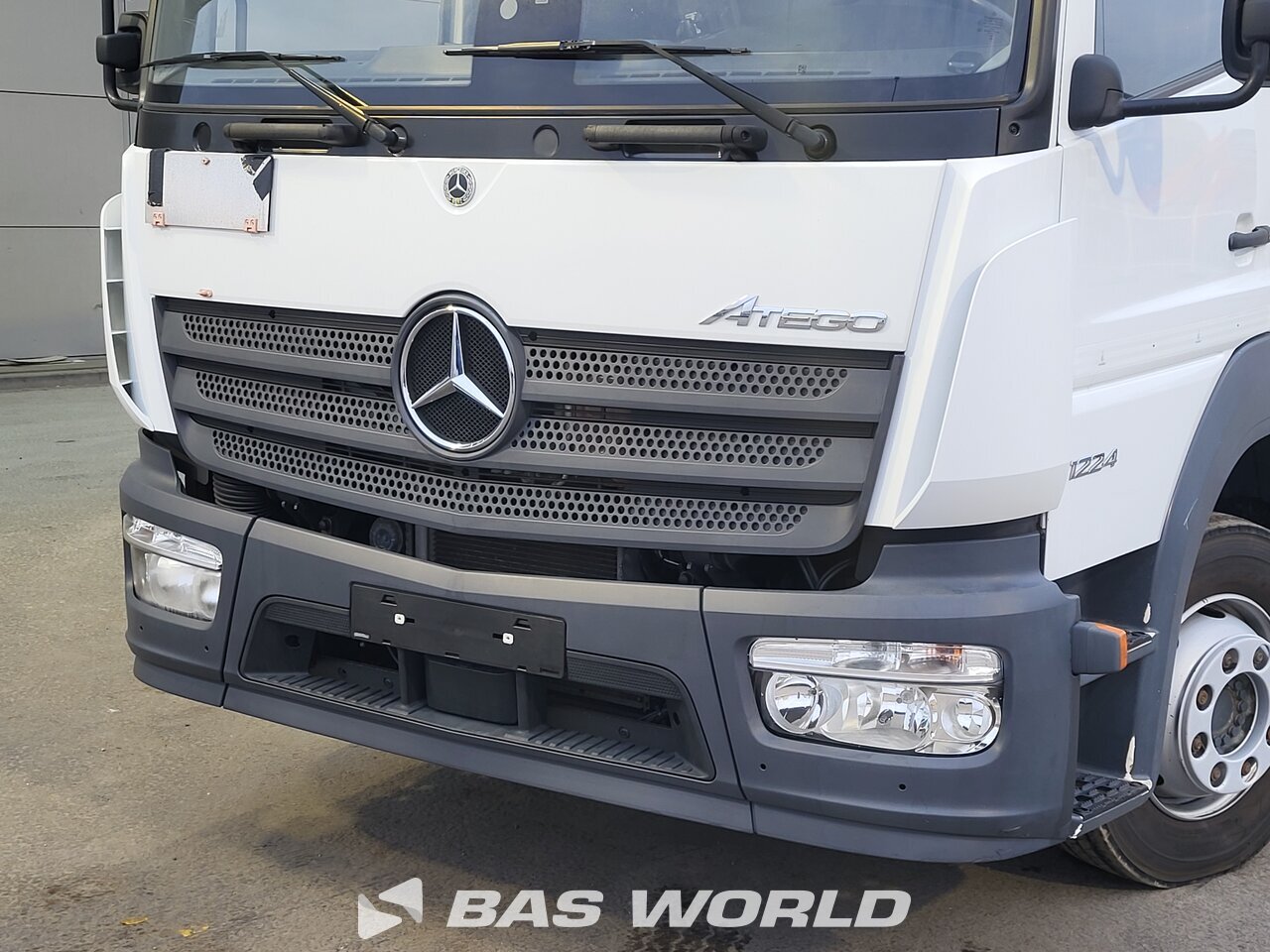 Other : Mercedes Atego 1224 Carrosseries fourgons