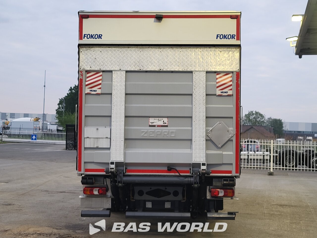 Other : Mercedes Atego 1224 Carrosseries fourgons