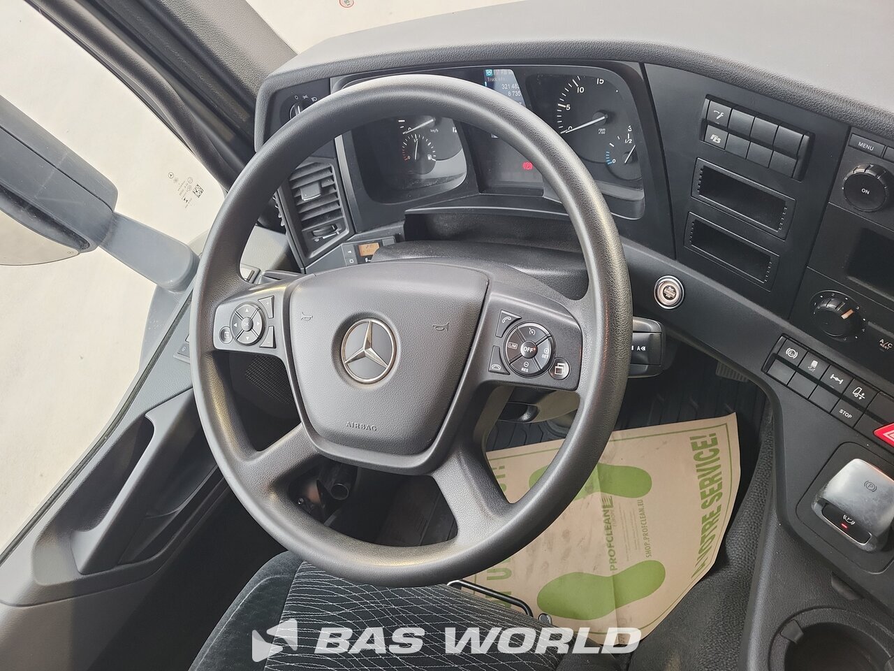 Other : Mercedes Actros 1827 شاحنة الجسم الصندوقي