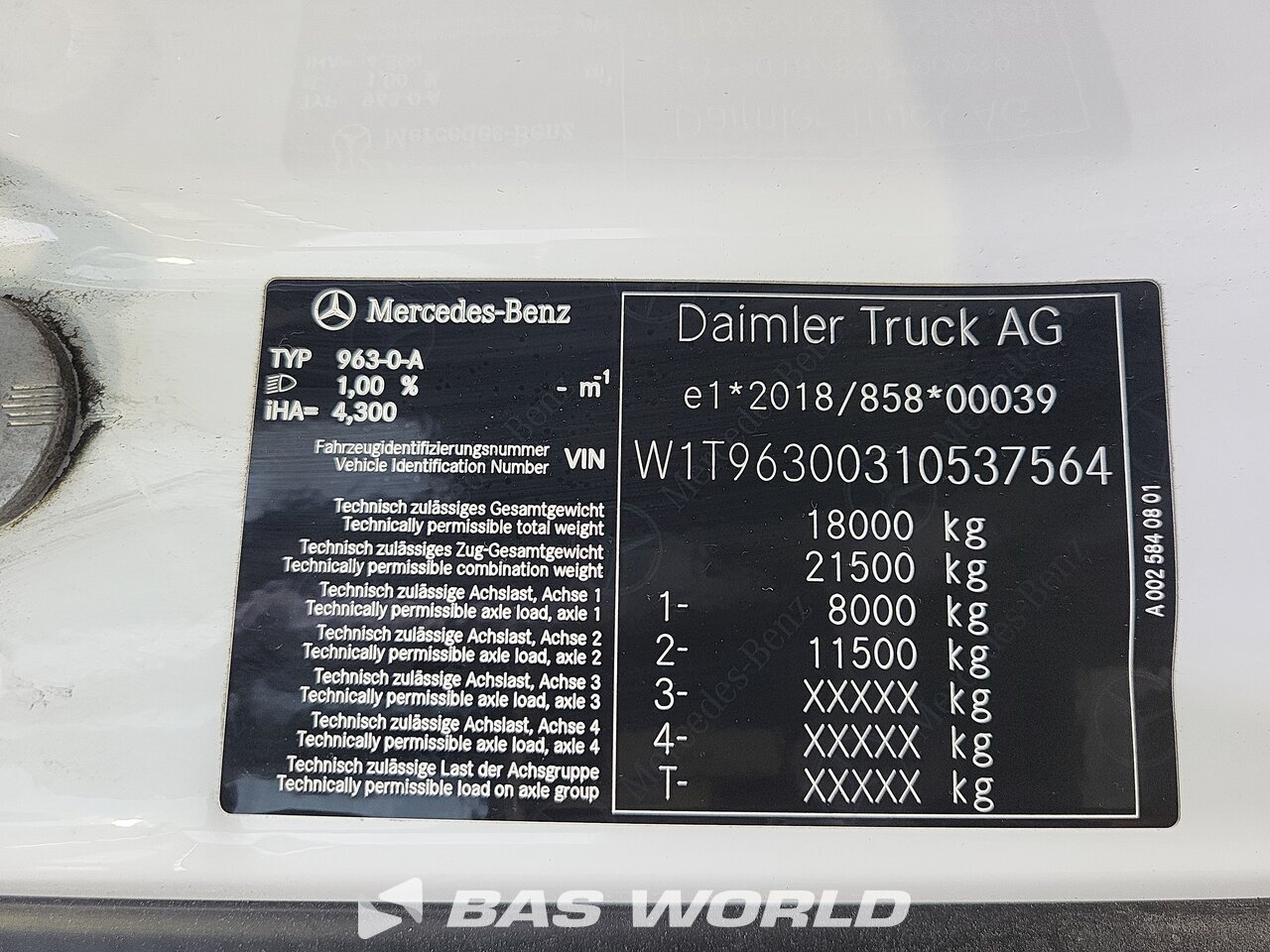 Other : Mercedes Actros 1827 شاحنة الجسم الصندوقي
