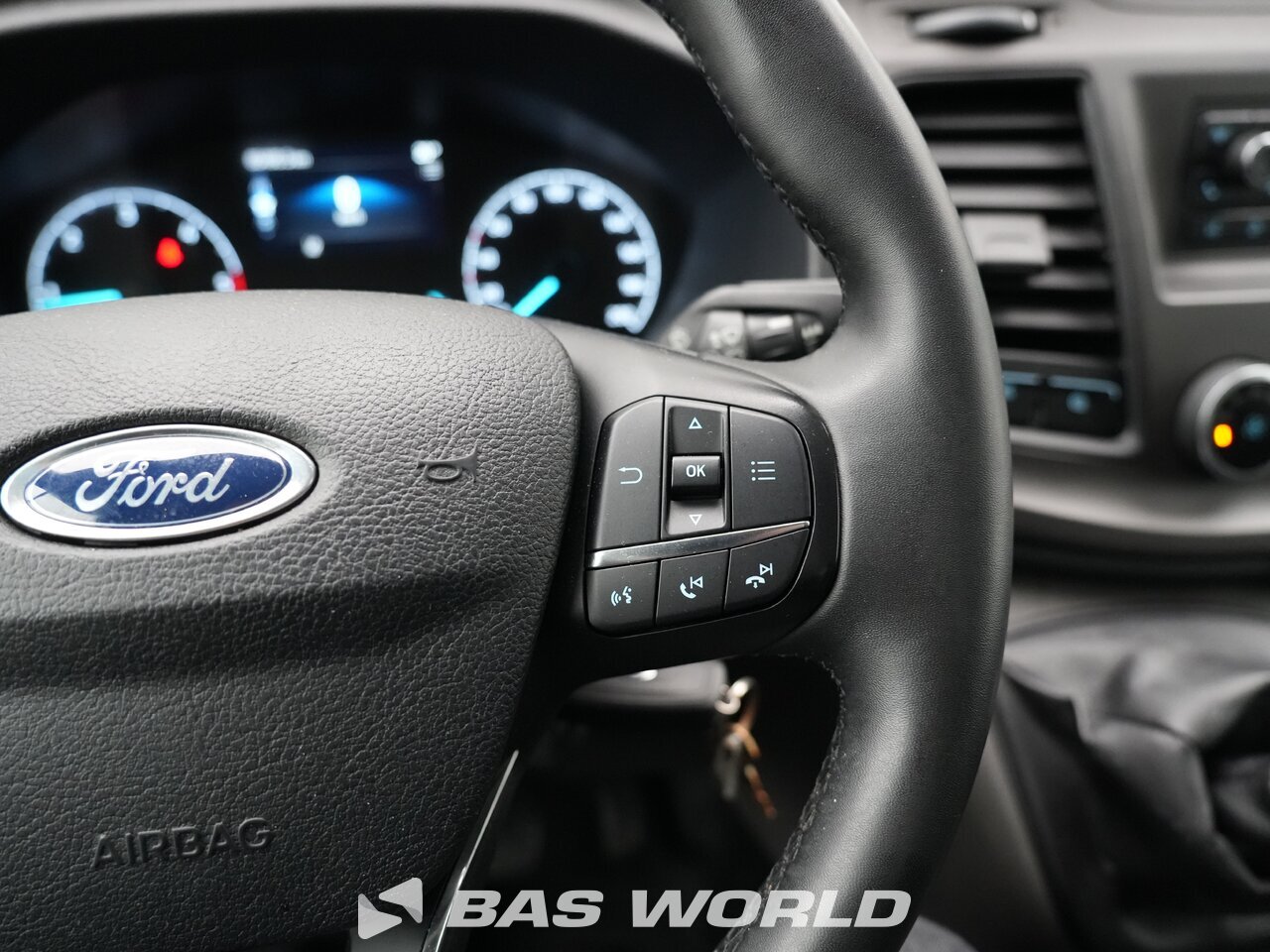 Other : Ford Transit 130pk Umpikorit rungot