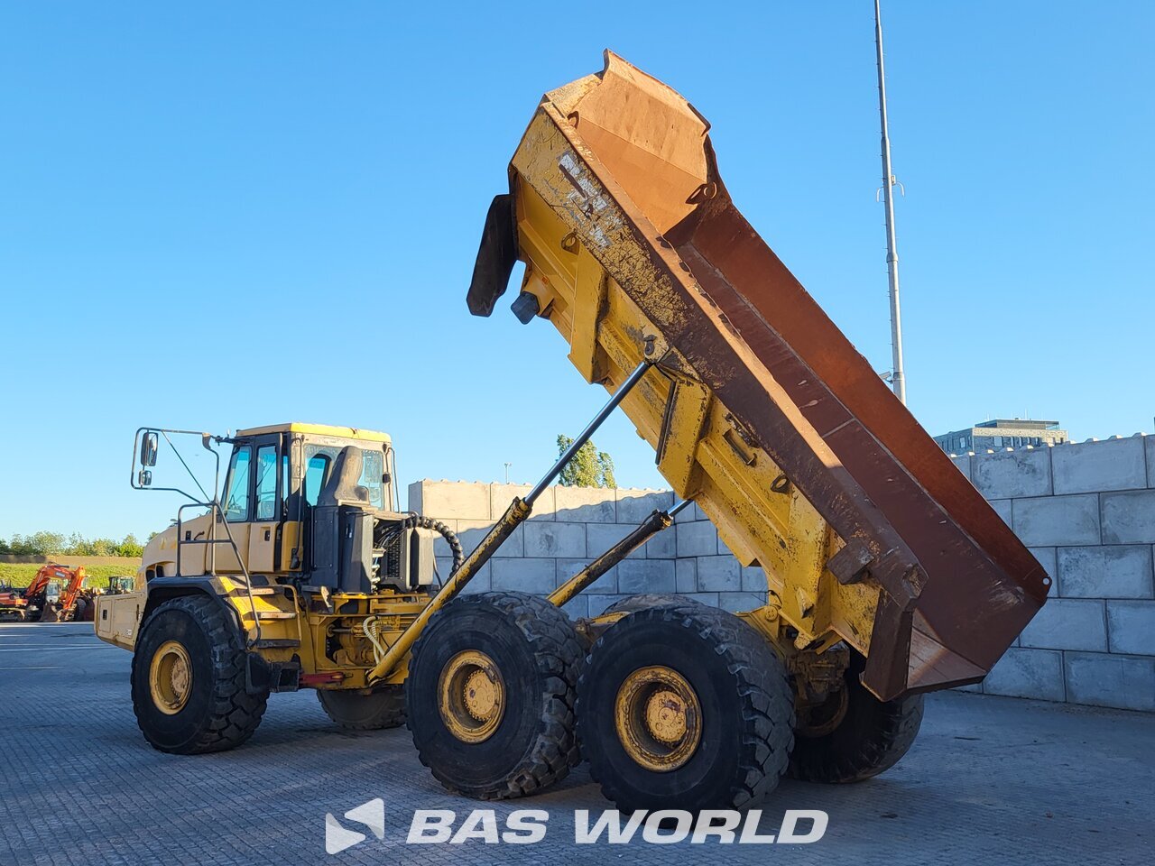Other : Bell B40 D قلابة مفصلية