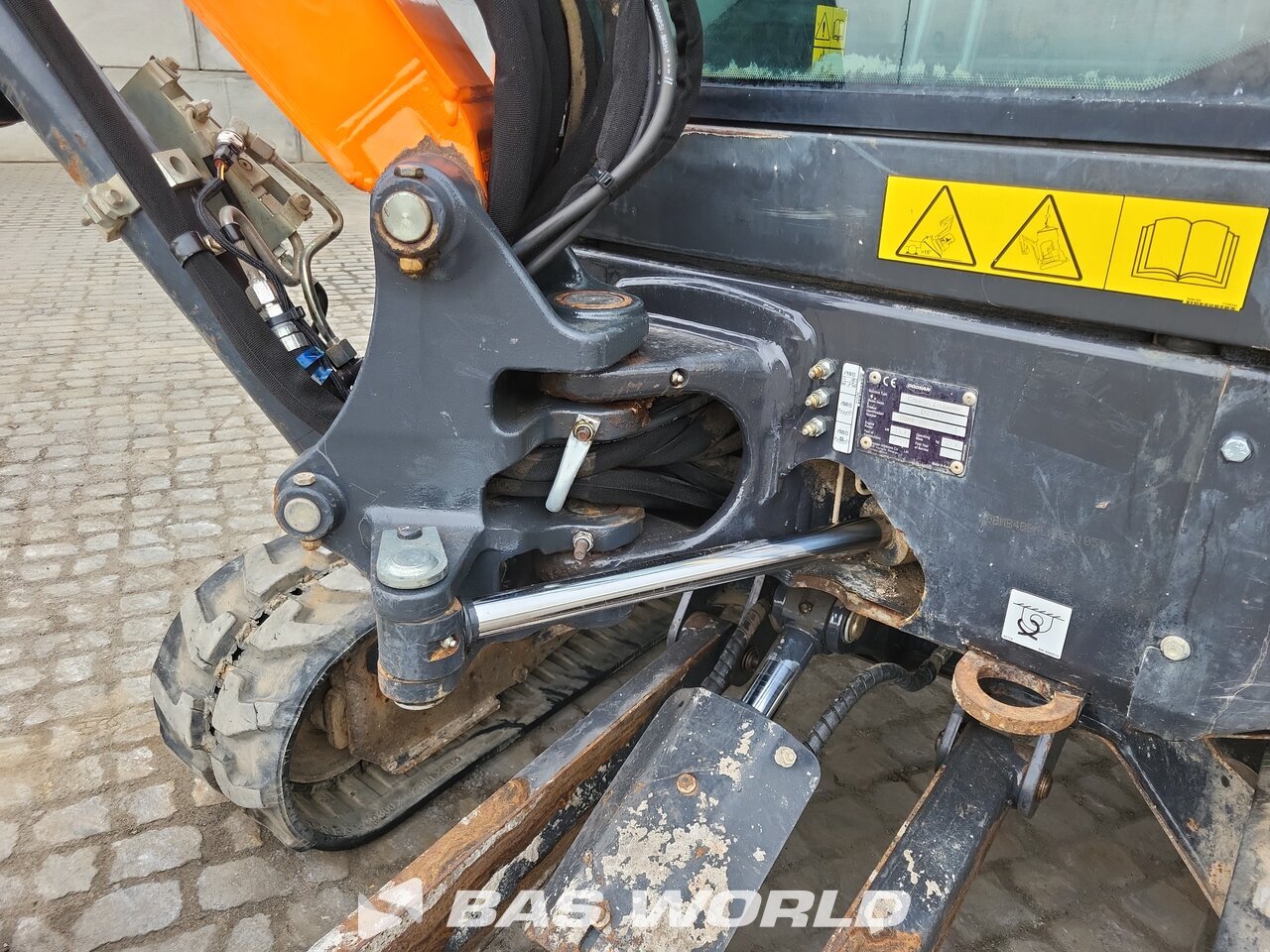 Other : Doosan DX27 Z حفارة صغيرة أقل من 10 طن (حفارات صغيرة)