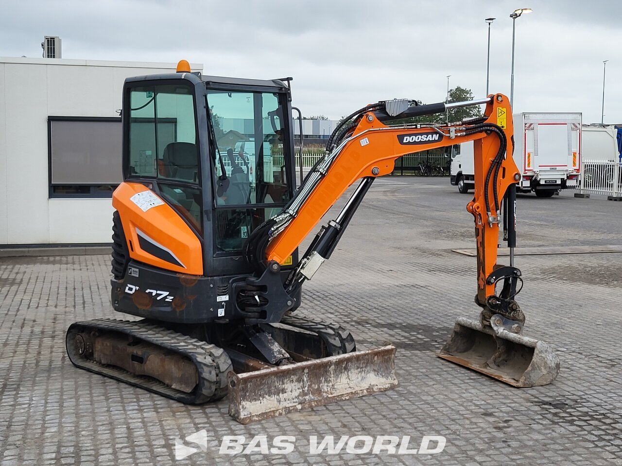 Other : Doosan DX27 Z حفارة صغيرة أقل من 10 طن (حفارات صغيرة)