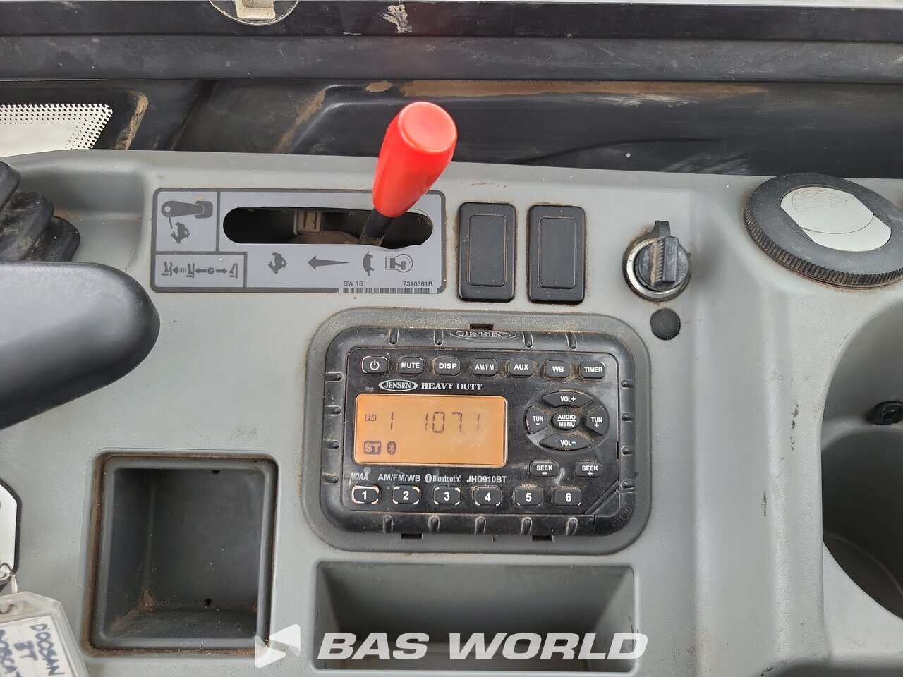 Other : Doosan DX27 Z حفارة صغيرة أقل من 10 طن (حفارات صغيرة)
