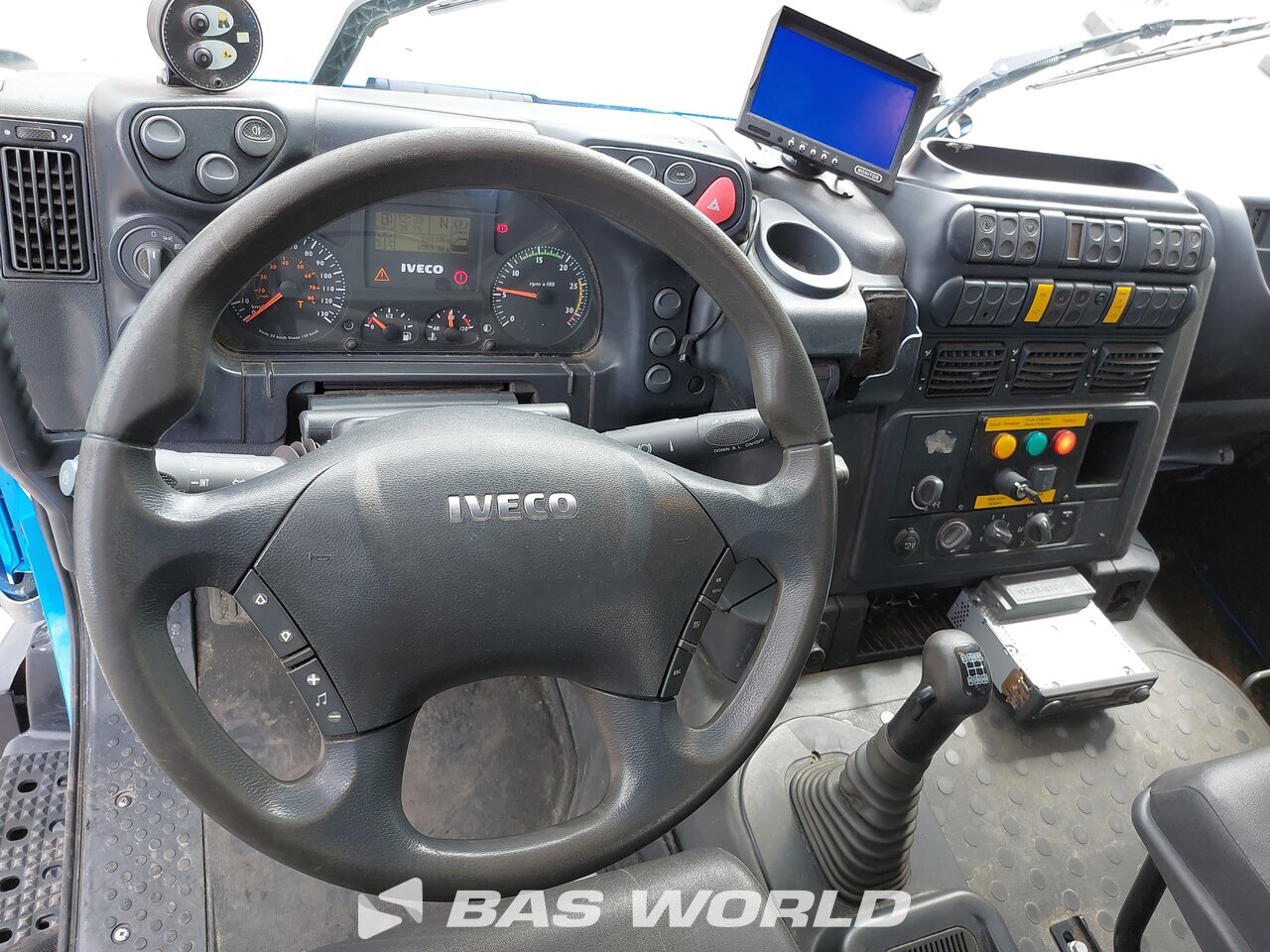 Other : Iveco Stralis 310 شاحنات مسطحة