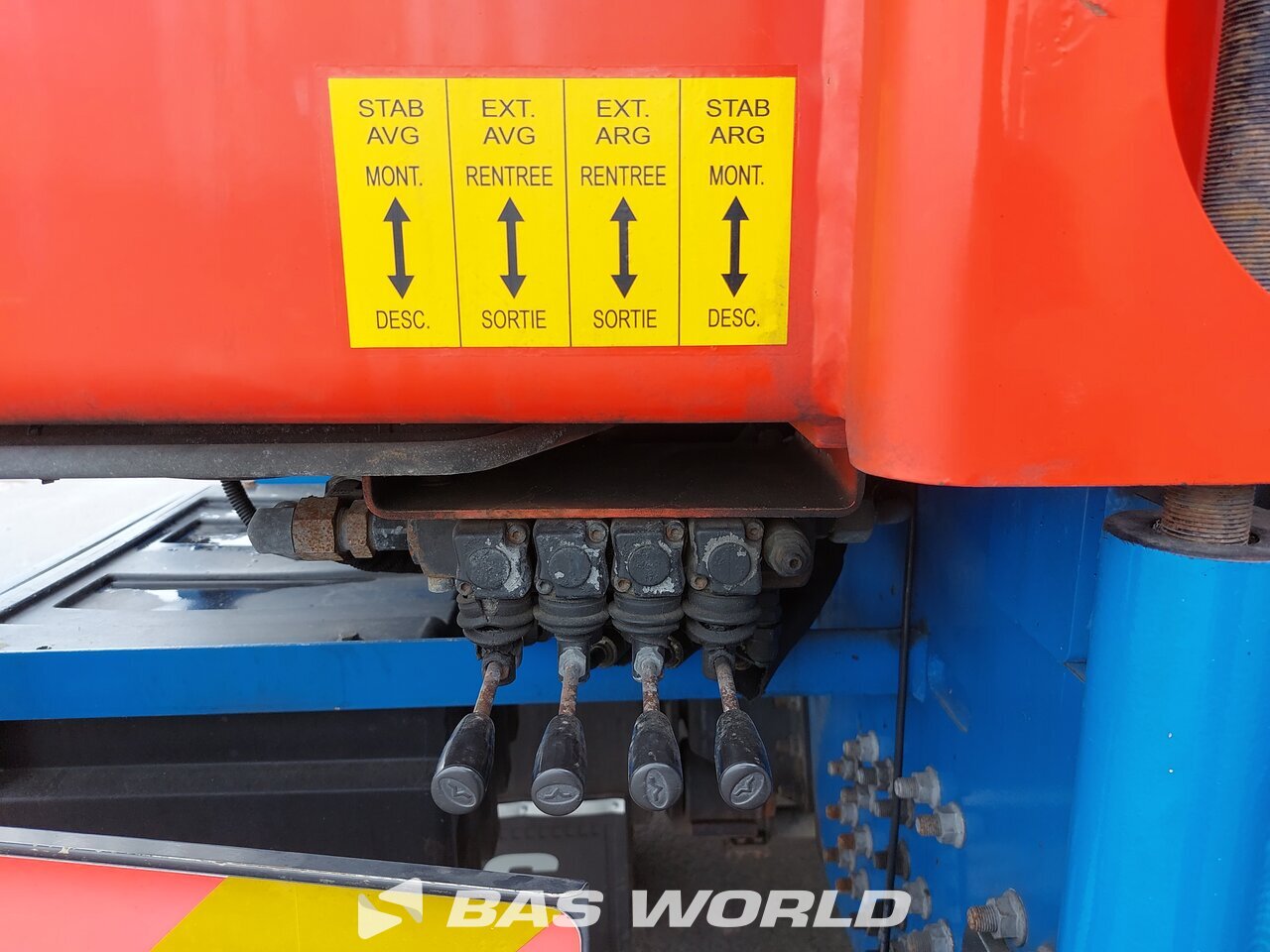 Other : Iveco Stralis 310 شاحنات مسطحة