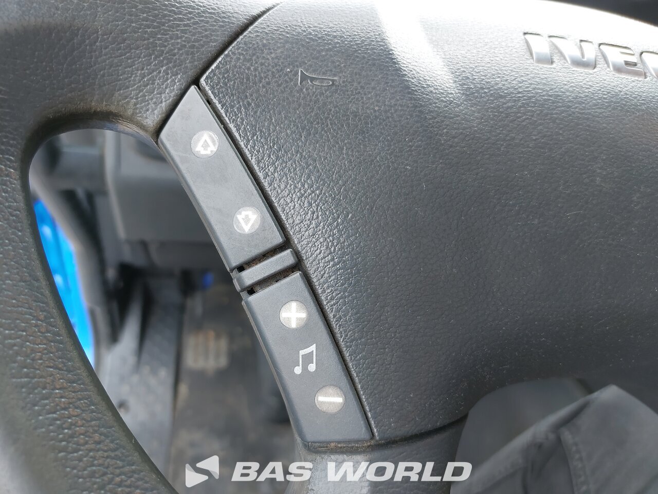 Other : Iveco Stralis 310 شاحنات مسطحة