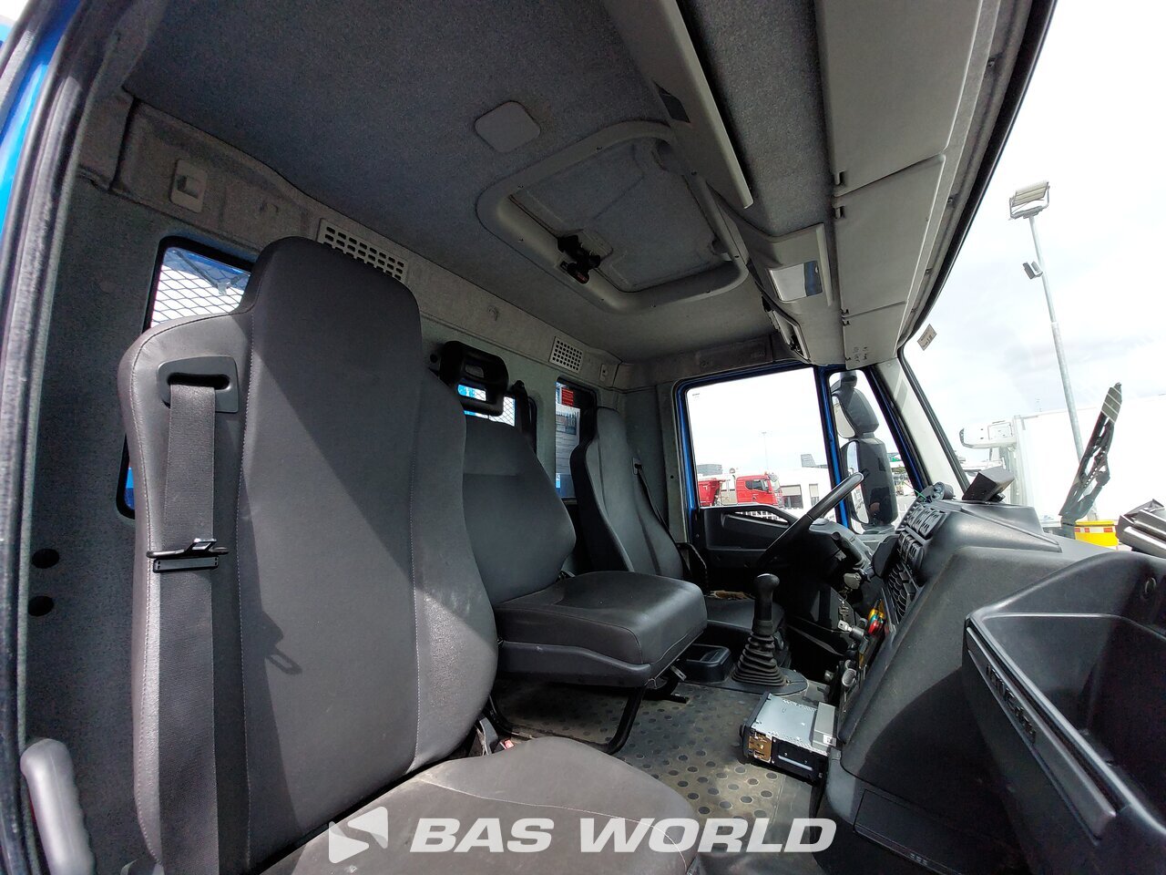 Other : Iveco Stralis 310 شاحنات مسطحة
