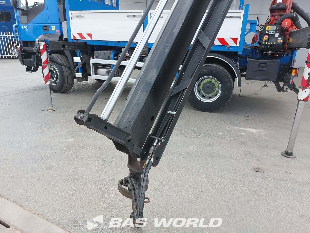 Other : Iveco Stralis 310 شاحنات مسطحة