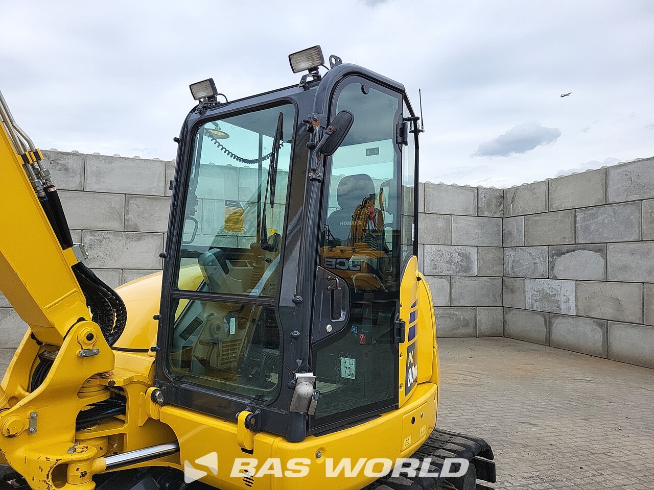 Other : Komatsu PC80 MR-5 Mini pelle <10t