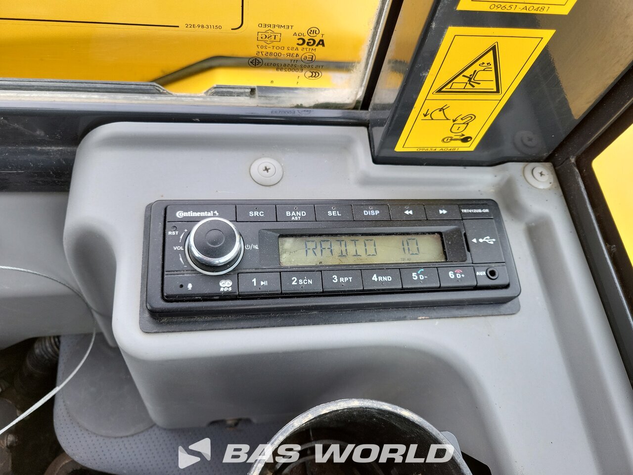 Other : Komatsu PC80 MR-5 Mini pelle <10t