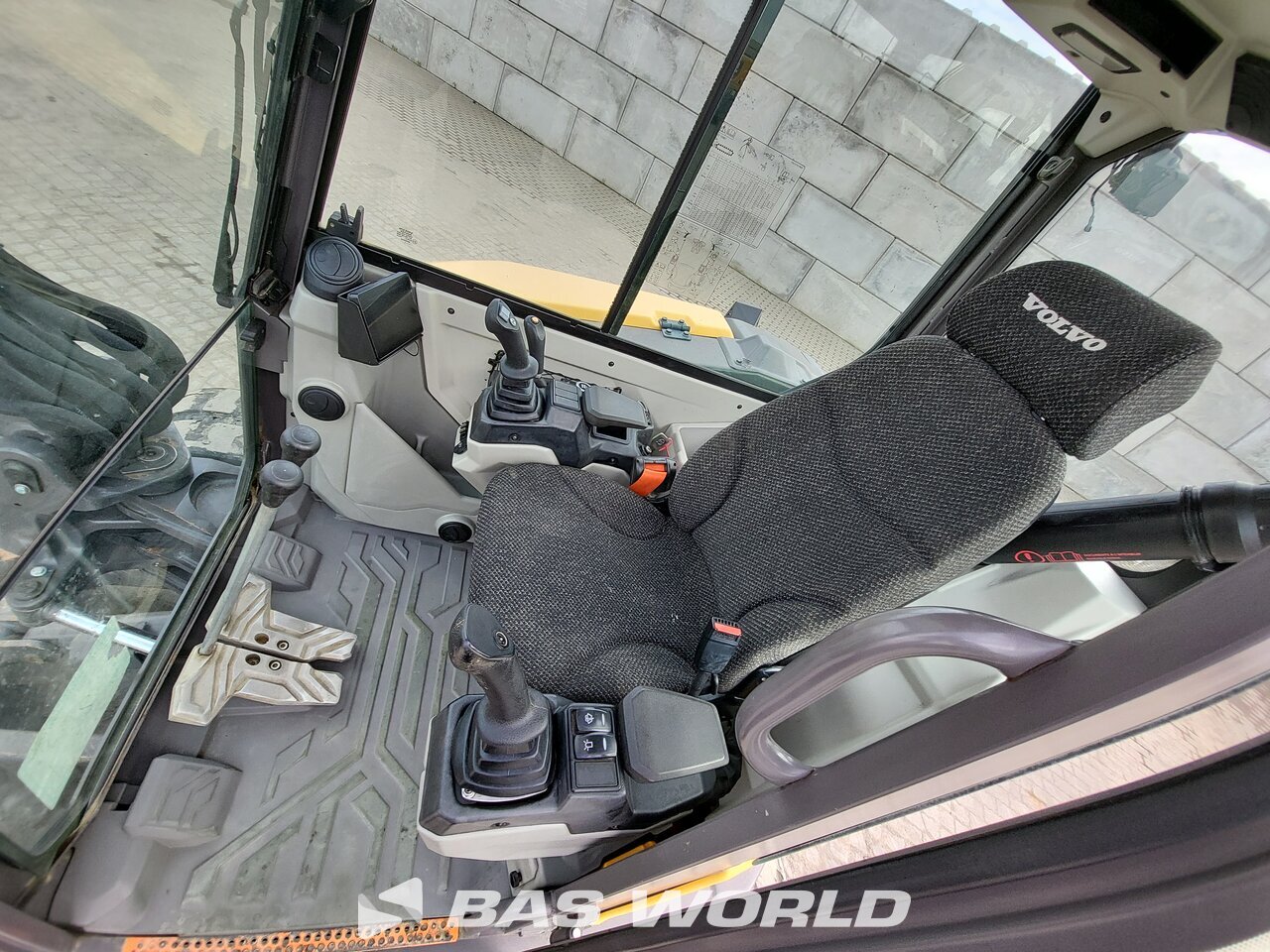 Other : Volvo ECR50 F حفارة صغيرة أقل من 10 طن (حفارات صغيرة)
