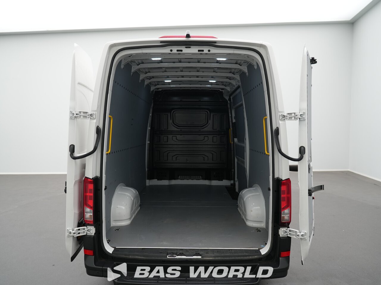 Other : Volkswagen Crafter 140pk Duba închisă